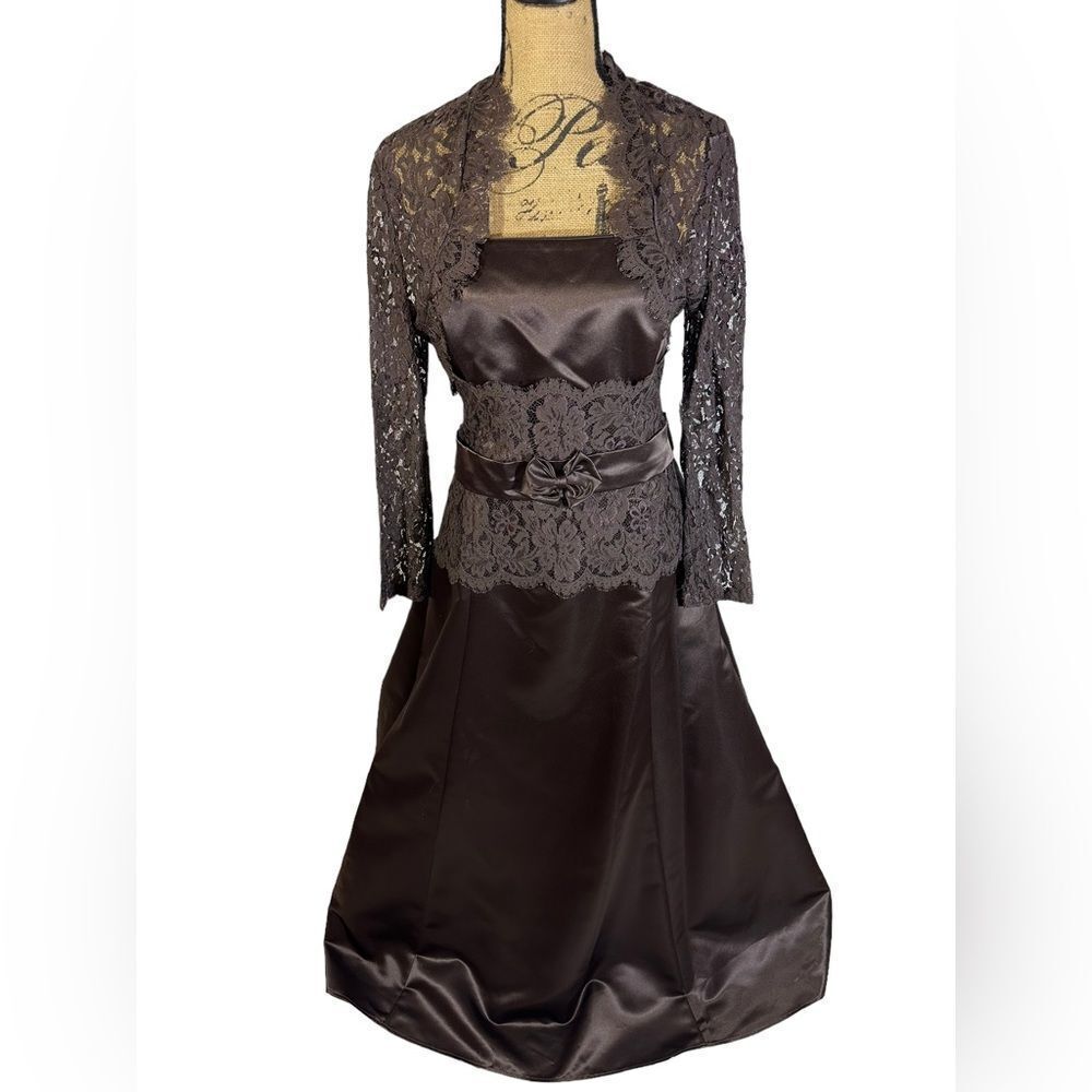 Scott McClintock for Jessica McClintock Brown 2 Piece Lace Detail Formal Dress‌‌